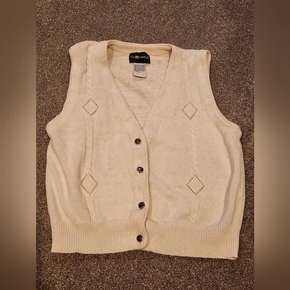 Sweater vest